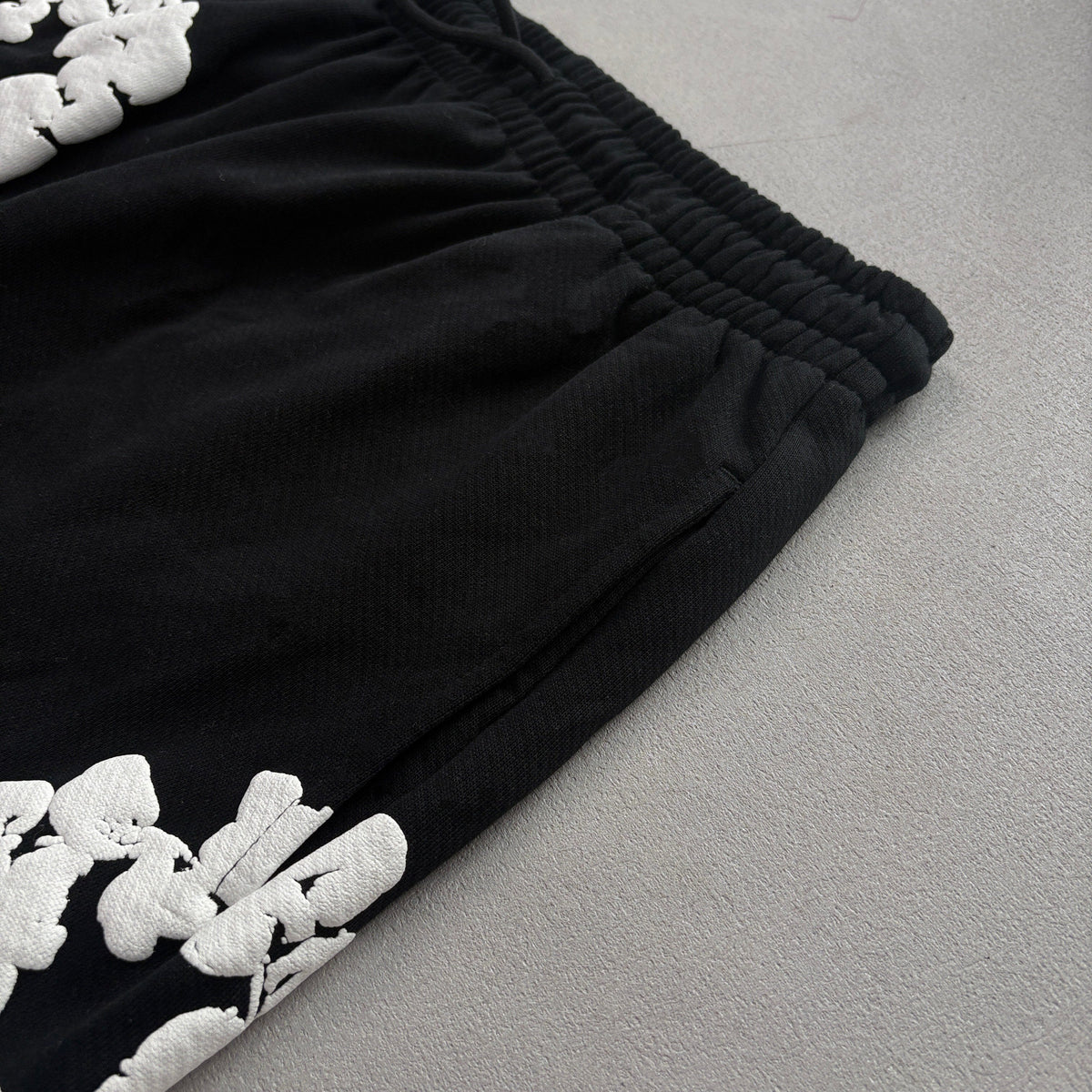 Denim Tears Baggy Trousers   4+